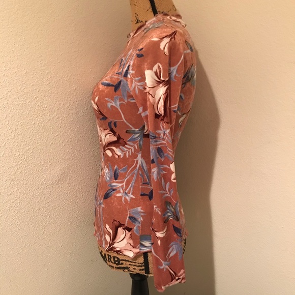 Day G Floral Long Sleeve Velvety Soft Stretch Blouse-S - Picture 4 of 15